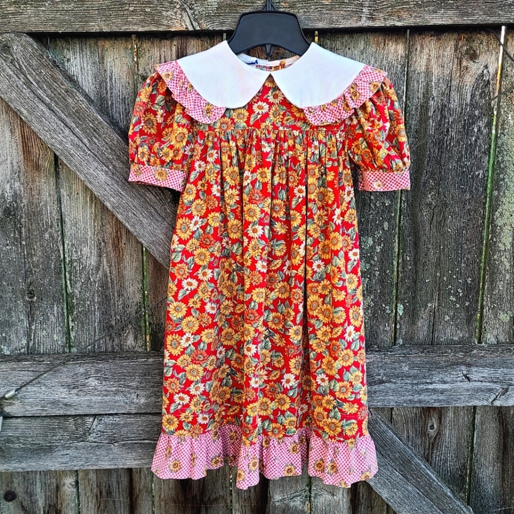 Vintage Thomas Little Girl's Smocked Flower Print Prairie Dress USA Made Size 6